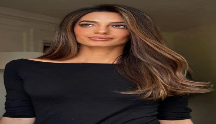 «قصة الشعر الجرسية» على طريقة أمل كلوني تعيد موضة السبعينات لـ 2026 وتتصدر الترند