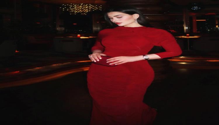 روان بن حسين تشعل مواقع التواصل بإطلالة مونوكرومية تجمع الجرأة والرقي