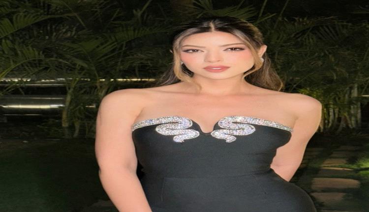 بالأسود الملكي.. ميرنا جميل تتألق بفستان سترابلس بتفصيلة الثعبان الكريستالي في إطلالة مسائية ساحرة(صور)