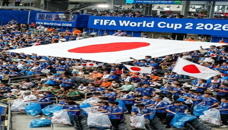 لماذا اثار مشجعو اليابان فى كأس العالم 2026 غضب النساء بعد تنظيفهم المدرجات؟