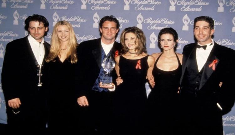 رحيل مخرج Friends يفتح صفحة جديدة من الحزن بعد ماثيو بيري