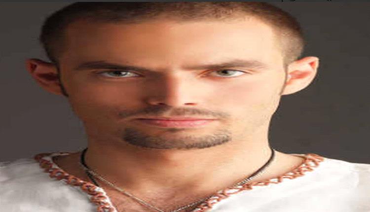 الفنان عمر حسن يوسف يحتفل بمرور 3 سنوات من التعافي من  إدمان الكحول والمخدرات