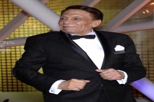 محمد إمام يتحدث عن تطورات حالة والده عادل إمام الصحية