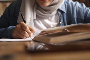 السعودية ومؤامرات الالتفاف على الجنوب.. وعي الشعب يسقط الأقنعة