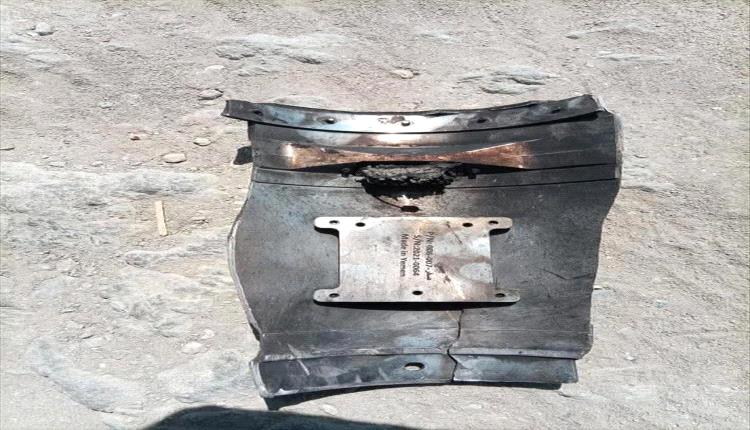 انفجار صاروخ باليستي  حوثي في منطقة رصد بمحافظة أبين أثناء عبوره باتجاه البحر العربي