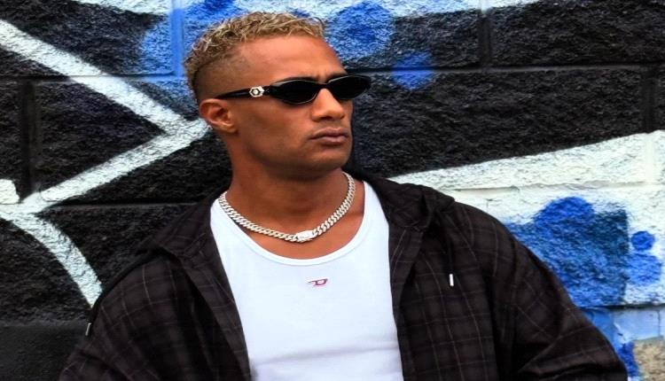 محمد رمضان يلفت الأنظار باقتناء فيراري في أحدث ظهور له