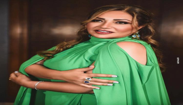 دعاء ورسالة إنسانية من ليلى علوي لمي عز الدين بعد العملية