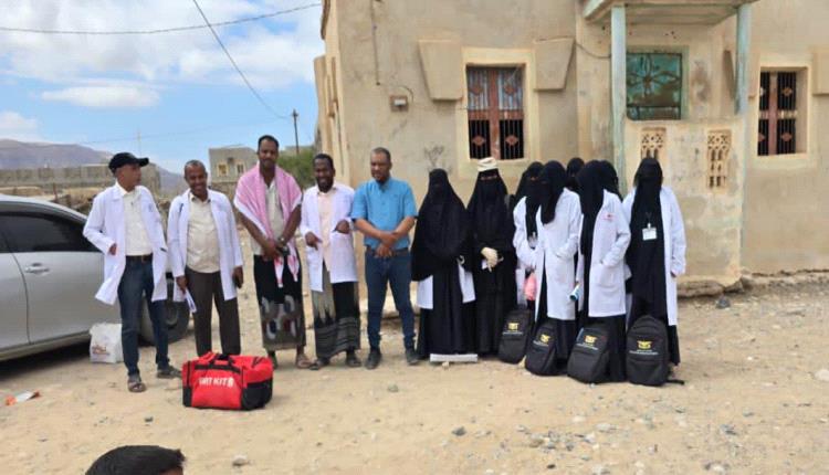 مدير الصحة في بروم ميفع يتفقد الوضع الصحي لحالات الإشتباه بالحصبة بالمديرية`