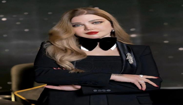 ياسمين الخطيب تشارك برأي ساخر في قضية الأجور الأعلى