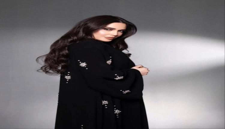 سيرين عبد النور تعتمد العباءة بأسلوب أنثوي جذاب في رمضان