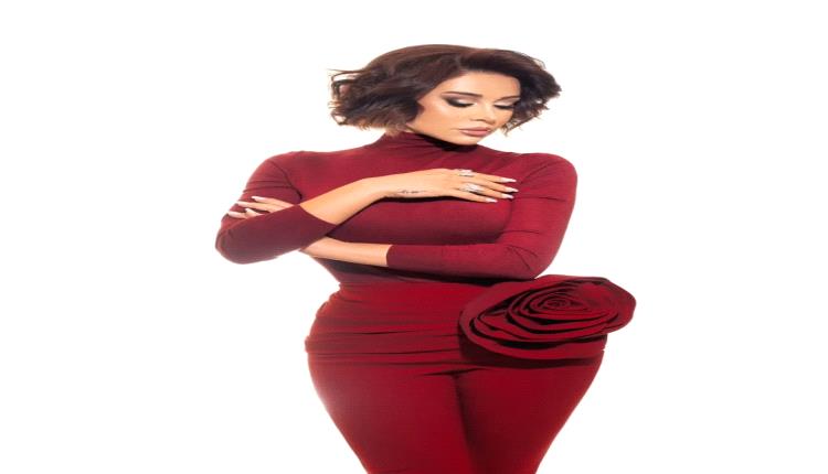 أناقة هادئة… كاريس بشار تعتمد الإطلالة المونوكرومية بأسلوب راقٍ