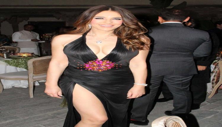 إليزابيث هيرلي تعيد إحياء فستان Versace الشهير بعد 27 عاماً