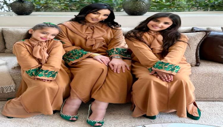 دنيا بطمة تختار ستايلاً موحداً مع بناتها ليبرز الأناقة والجاذبية