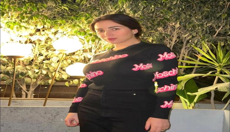 مي عز الدين تطمئن محبيها في أول ظهور بعد أزمتها الصحية