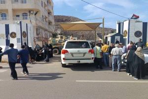 سلطات الأمر الواقع تواصل فرض الوصاية السعودية على شعب الجنوب باستمرار إغلاقها مبنى الأمانة العامة لهيئة رئاسة المجلس