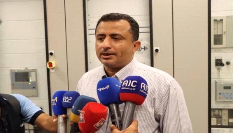 الوليدي.. نموذج للقيادة الشابة في مواجهة تحديات ملف الكهرباء بالعاصمة عدن