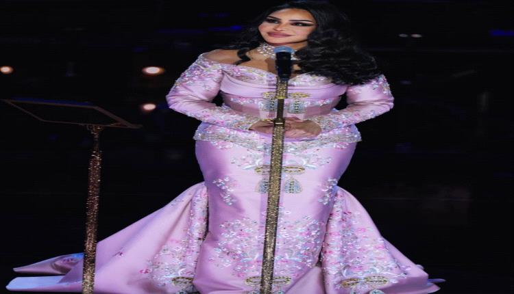 أحلام الشامسي تشع جمالاً بإطلالة ملكية بفستان مطرز ومجوهرات مبهرة تخطف الأنظار