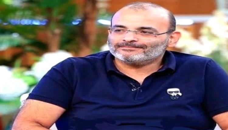 " راجل ماتساويش ربع جنيه".. أيمن بهجت قمر يثير الجدل برسالة نارية للرجال