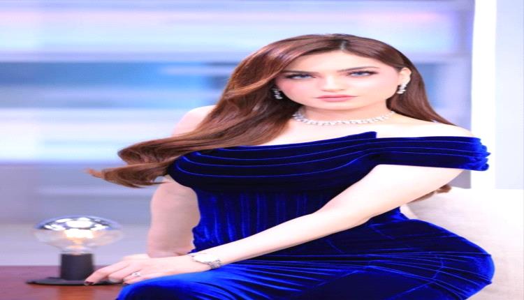«انتى كعروسة المفروض تاخدي العريس بشنطة هدومه.. ما يجيبش قشاية».. ياسمين عز تثير الجدل بتصريحاتها عن مواصفات العريس