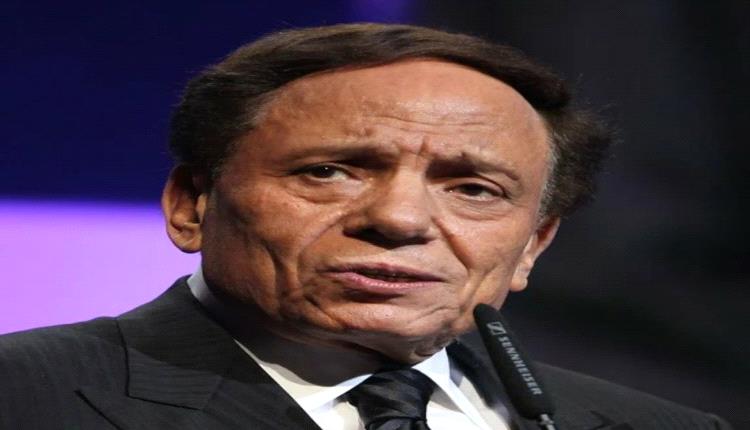 قنابل وقصة فتة العدس.. عادل إمام يكشف تفاصيل ولادته في فيديو نادر