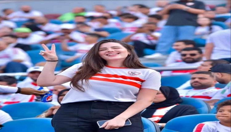 على أنغام الطبلة وبفانلة الزمالك.. هنادي مهنا تشعل السوشيال ميديا باحتفالها بتتويج الزمالك بالدوري وسط تفاعل واسع