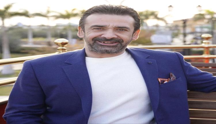 ​مواجهة ساخنة.. شاهد كيف رد كريم عبد العزيز على سؤال صحافي استفزه في عرض "7 Dogs"؟