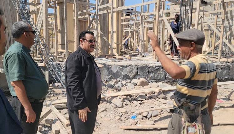 مدير عام المنصورة: مهتمون على تحسين أداء المكاتب الخدمية وتعزيز كفاءة العمل المؤسسي