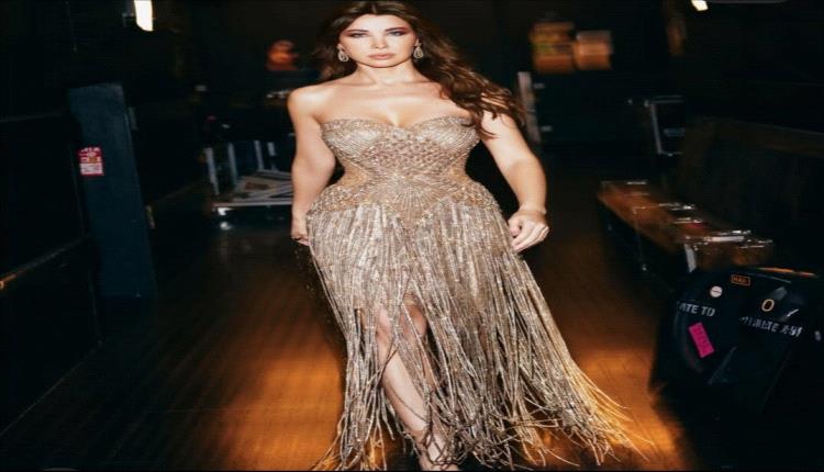 شراشيب كريستال وكورسيه ثلاثي الأبعاد.. نانسي عجرم تشعل مسرح Olympia De Paris بإطلالة جريئة تخطف الأنظار
