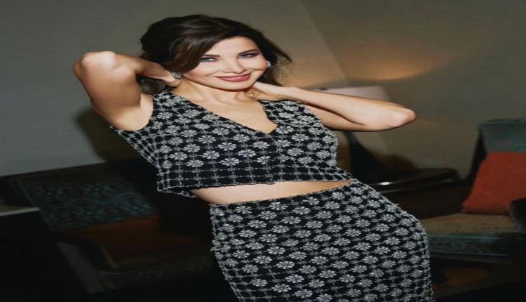 الأسود اللامع والترتر الخزفي.. كيف حولت نانسي عجرم جولتها الغنائية في أمريكا إلى عرض أزياء متكامل؟(صور)