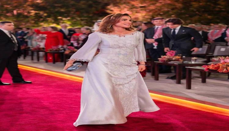 ملكة القلوب والأناقة.. الملكة رانيا العبدالله تتألق بإطلالة ناعمة تجمع بين التراث ورقي الحاضر!