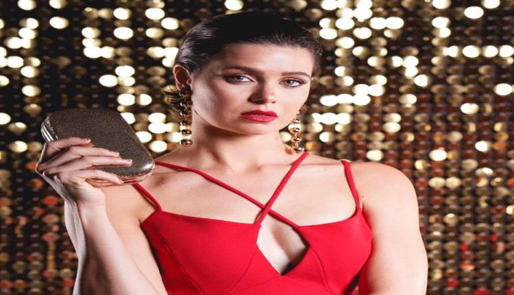 «ما ينفعش تبقي خرابة بيوت».. يسرا اللوزي تهاجم تدخل الأمهات في حياة الأزواج