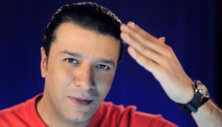 فتح النار بكلماتزلزلت القلوب.. مصطفى كامل يوجه رسالة غاضبة جداً عن الكذب والخيانة!