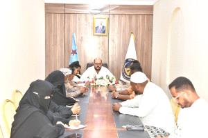 تنفيذية انتقالي حضرموت تعقد اجتماعها الدوري وتحذر من جرعات الوقود الجديدة وانهيار منظومة الكهرباء
​