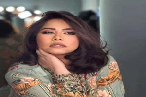 فيديو نادر.. شيرين عبد الوهاب تتفاعل بعفوية مع أغنية عمرو دياب ويشعل السوشيال