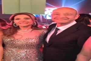الإعلامي عمرو أديب ودينا طلعت يتصدران الترند بعد ظهور علني وأنباء عقد قرانهما
