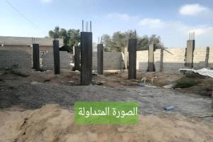 رئيس عمليات وحدة حماية الأراضي بعدن يفند مزاعم البناء العشوائي في بئر فضل ويؤكد التزام الوحدة بتنفيذ الإزالة القانونية