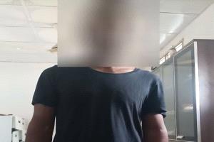 شرطة البريقة تلقي القبض على مروج حبوب مخـ,ـدرة ضمن حملة أمنية مستمرة لمكافحة المخـ,ـدرات في المديرية