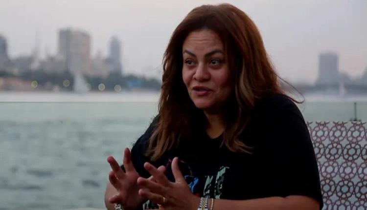 المخرجة كاملة أبو ذكري تهاجم فكرة إنتاج مسلسلات وأفلام عن "السفاحين"