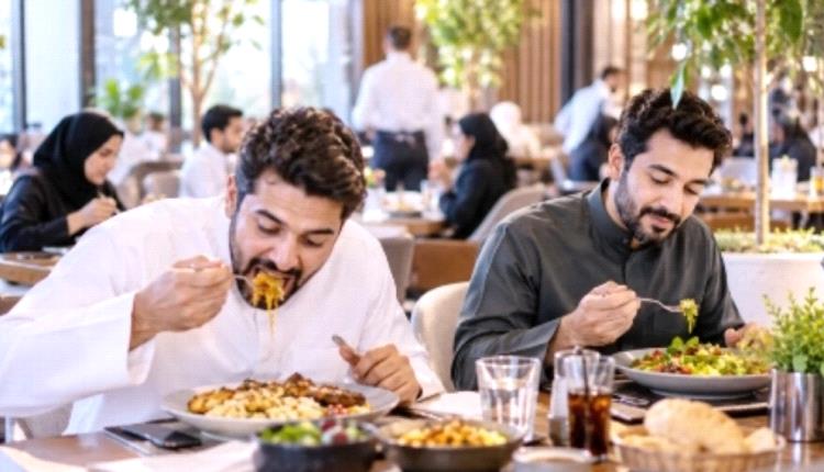 الأكل بطريقة سريعة يربك الشبع والوزن