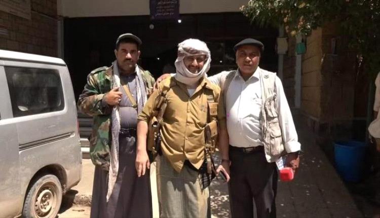 «أمجد خالد» يقود مجاميع الحـ,ـوثي في التربة.. تحالف الإرهـ,ـاب يطوق تعز