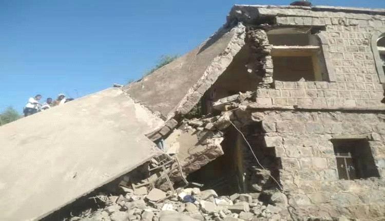 مقـ,ـتل قيادات حـ,ـوثية بارزة بغـ,ـارة جوية استهدفت اجتماعاً سرياً بريف تعز "أسماء"