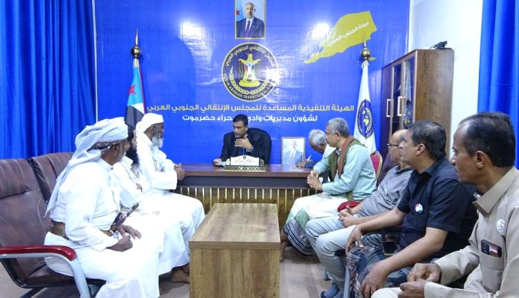 التميمي يطلع على إجراءات التسجيل في التعبئة العامة بمديرية السوم