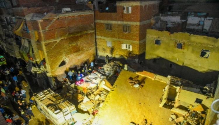 انهيار مرعب لعقار الإسكندرية السكني وضحايا تحت الأنقاض