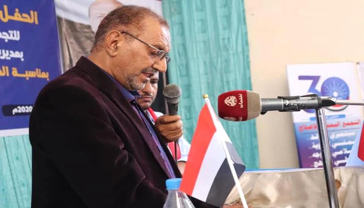 الحوثيون يقتحمون منزل رئيس إصلاح الشمايتين وينهبون محتوياته