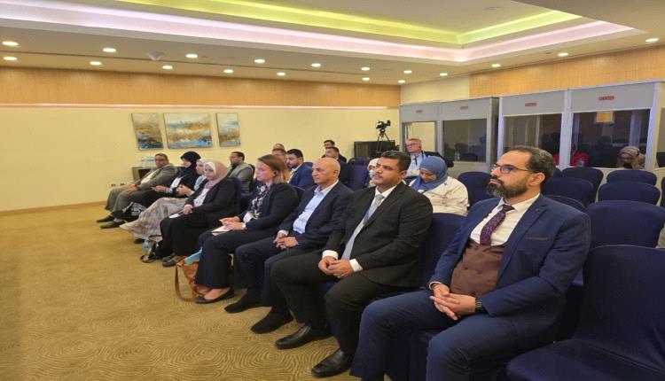 الشرجبي يشارك في جلسة حواريه  حول إدارة الموارد المائية في اليمن ضمن أسبوع القاهرة للمياه .