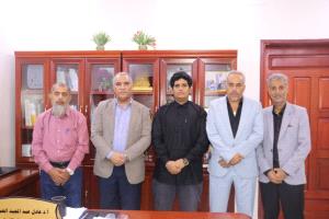 وزير التربية العبادي يستقبل الطالب الحائز على المركز الأول على محافظة عدن