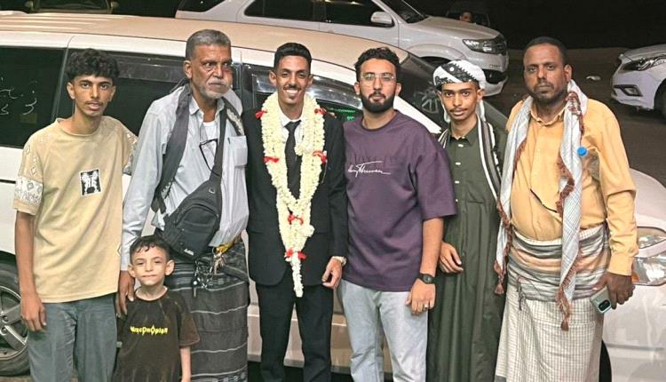 عبد الرحمن الطلحي يدخل القفص الذهبي.. ألف مبروك
