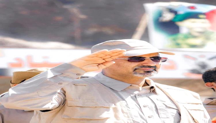 صحفي يمني يعترف: الزبيدي كان "رأس حربة المجلس الرئاسي" وخروجه خسارة للجميع