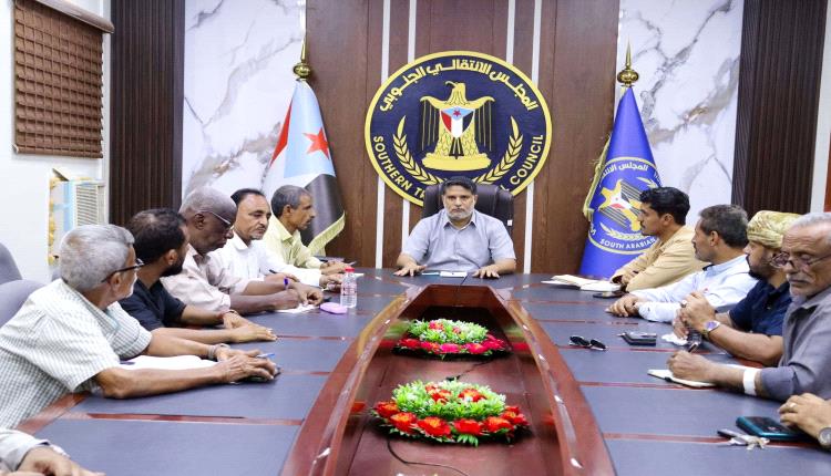 الزامكي يعقد اجتماعًا استثنائيًا لقيادات انتقالي العاصمة عدن لمناقشة المستجدات والأوضاع الأمنية والاجتماعية