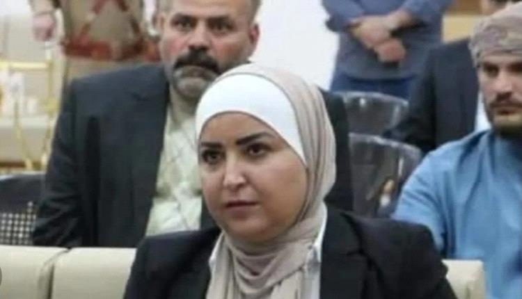 امرأة تثير الجدل وتترأس وفداً عشائرياً في الأردن